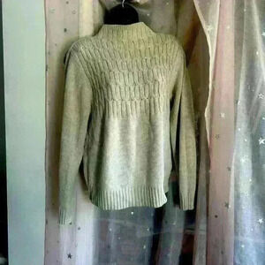 LIZ CLAIBORNE sweater adult M cream color